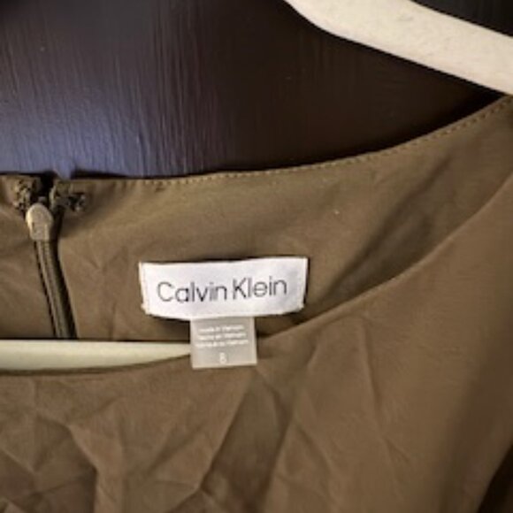 Calvin Klein Romper – Size 8 (Army Green, NWT) - Picture 4 of 5